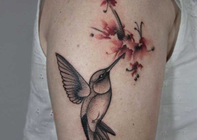 colibri tatuaje | Cornelius tattoo Madrid