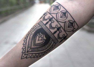 tatuajes geometricos | tatuajes simetricos