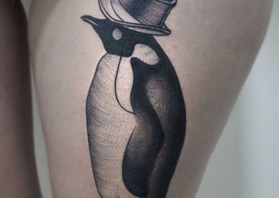 tatuaje pinguino | tatuajes animales | tatuajes dotwork | tattoo