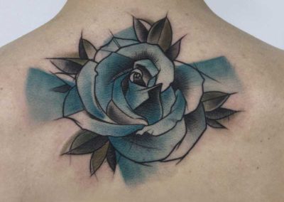 tatuaje rosa azul | tatuajes acuarela | Cornelius tattoo Madrid