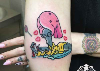 tatuaje roger smith | tatuajes animados | tatuajes divertidos