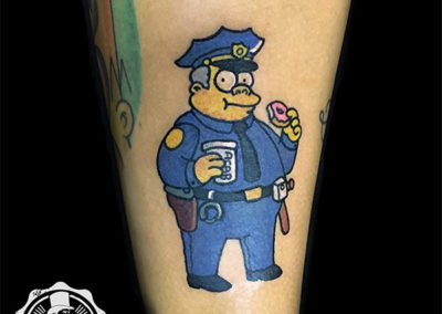 tatuajes simpsons | wiggum | tatuajes animados | tatuajes divertidos