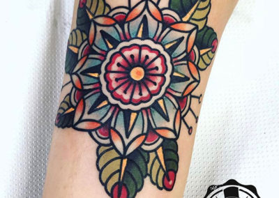 tatuajes en el brazo mujer | tatuajes old school | madrid tattoo