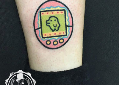 tatuajes pequeños: tamagotchi tattoo | estudio de tatuajes