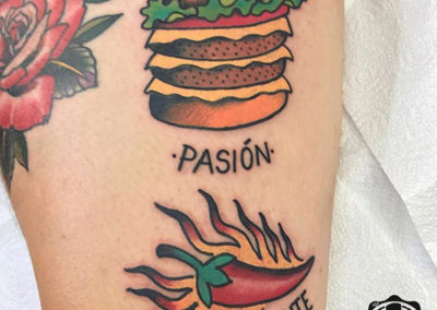 tatuajes divertidos: tatuaje hamburguesa