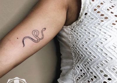 tatuajes finos, tatuajes delicados: serpiente
