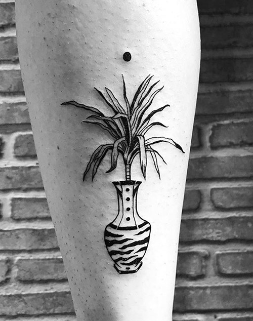 tatuajes naif | blackwork | madrid tattoo