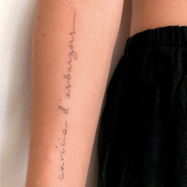 tatuajes femeninos | tatuaje de frase