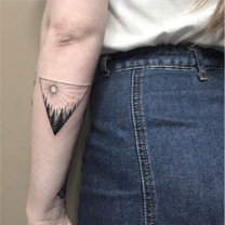 tatuajes para mujer | tatuaje geometrico