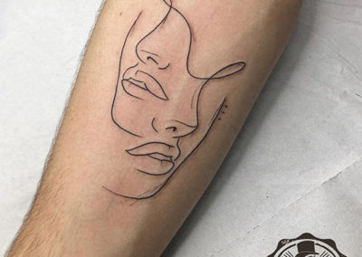 tatuajes finos de dos caras | tattoo