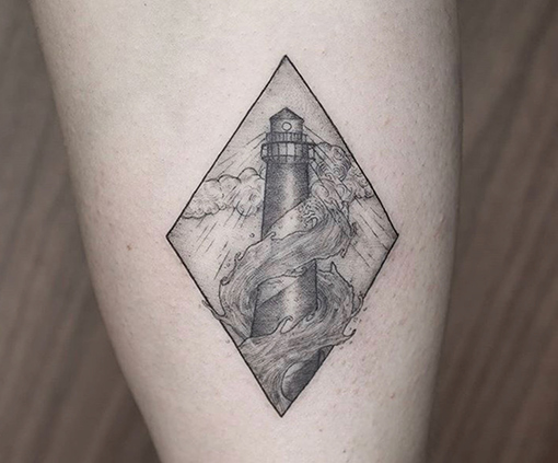 tatuajes finos de un faro | Cornelius Tattoo