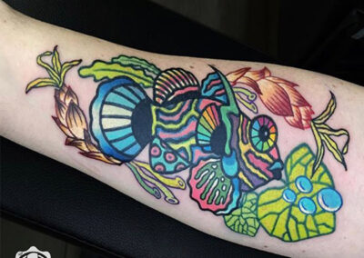 tatuajes a color de un pez