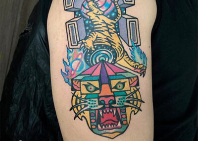 tatuajes a color de un tigre