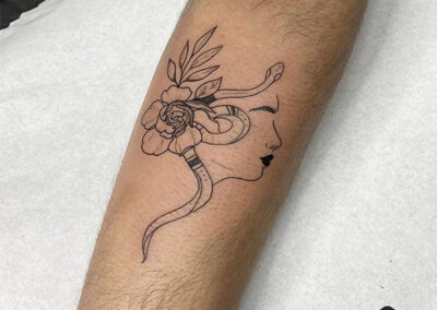 tatuajes flores | tatuajes pequeños mujer