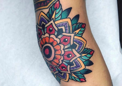 tatuajes old school mandala