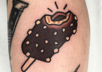 cartoon tattoo de un helado | Madrid