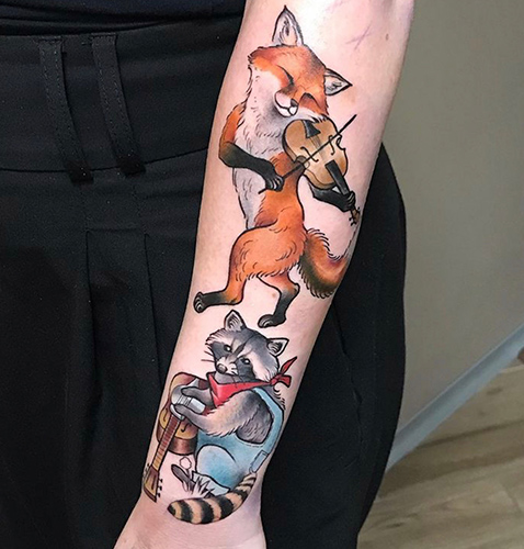 tattoo de zorro y mapache por los mejores tatuadores de Madrid