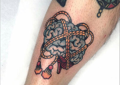 tatuajes old school de un cerebro