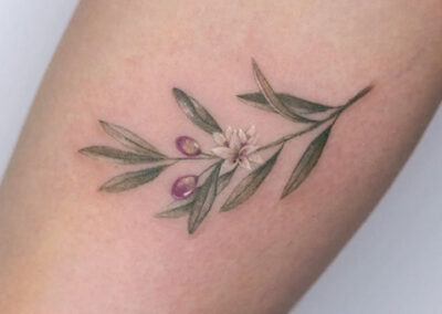 tatuajes flores para mujer