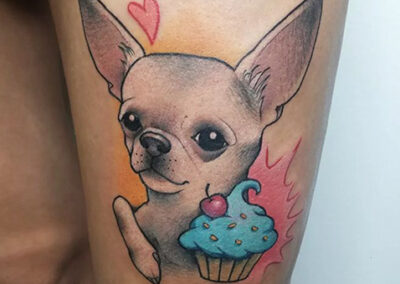 Tatuajes new school de un perrito