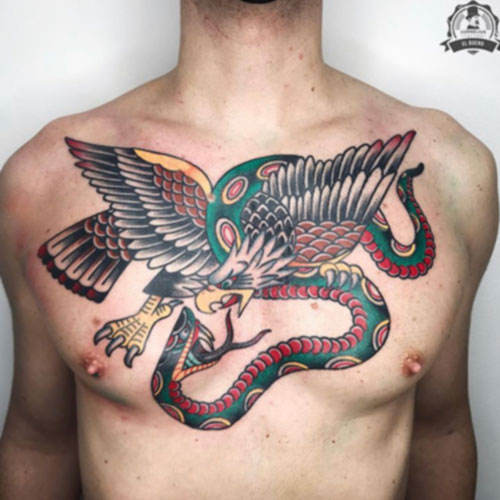 tatuajes en el pecho con águila y serpiente | tatuajes en el pecho para hombre