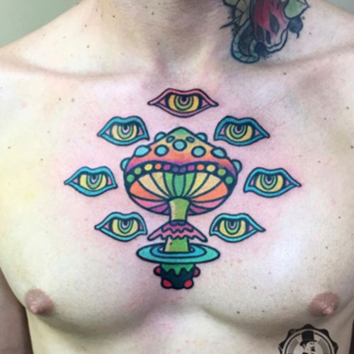tatuajes en el pecho a color abstracto | tatuajes en el pecho para hombre